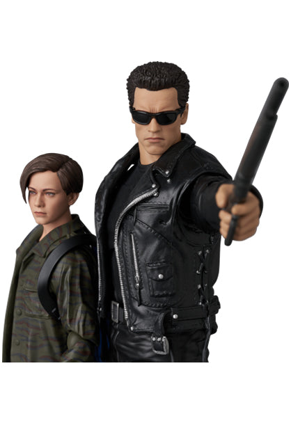 [Pre-Order] MAFEX Terminator 2: Judgment Day - T-800 (T2 Ver.) & John Connor Action Figure Two-Pack