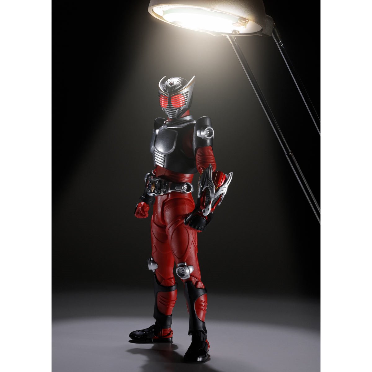 [Pre-Order] TAMASHII NATIONS - Kamen Rider Ryuki Shinkocchou Seihou S.H.Figuarts Action Figure