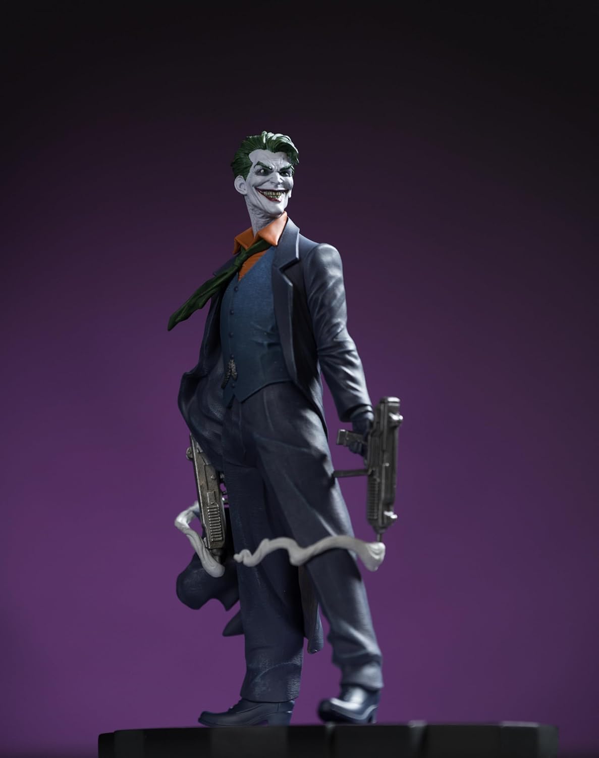McFarlane Toys - DC Direct The Joker by Gabriele Dell'Otto (The Joker Purple Craze) 1:10 Scale Resin Statue