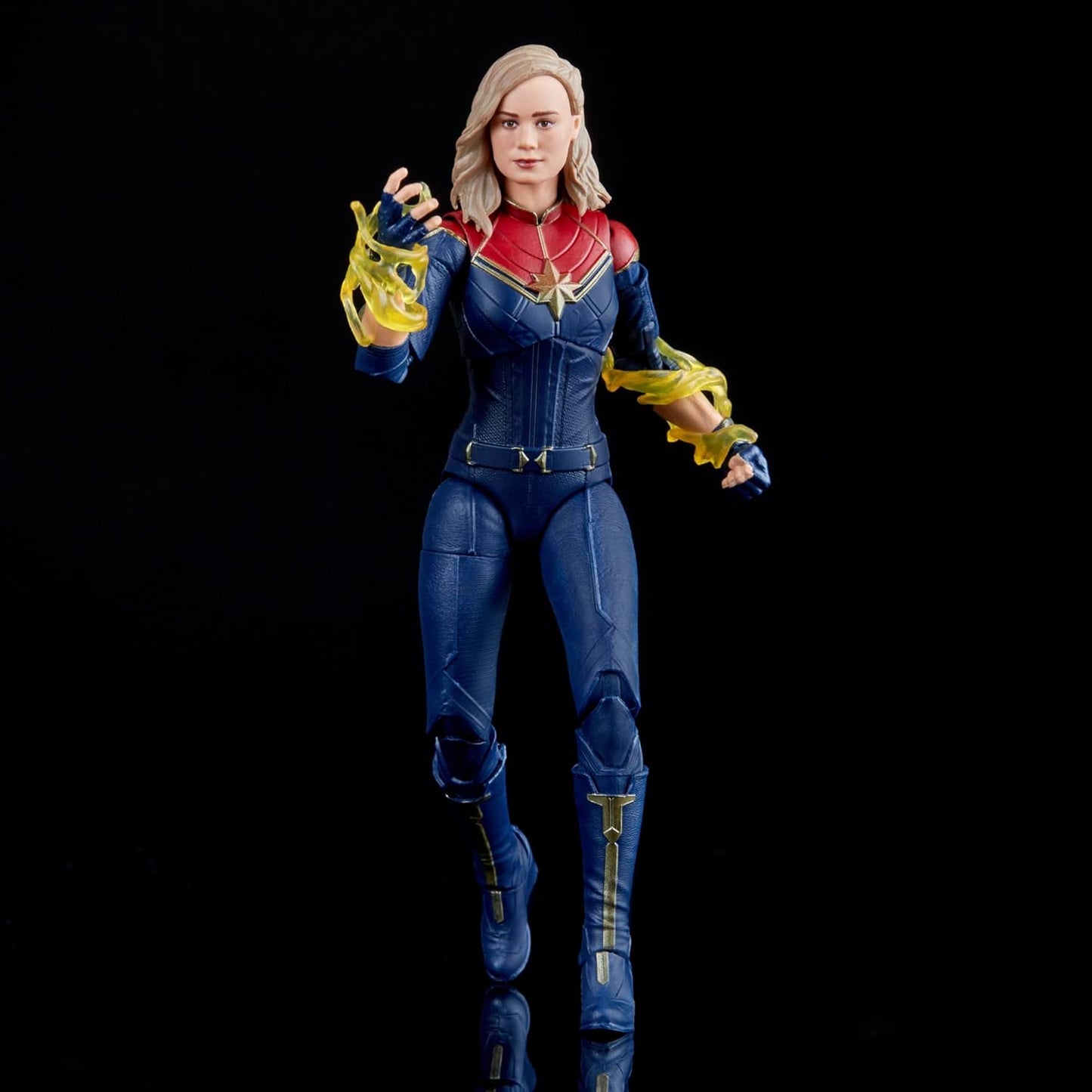 Marvel Legends Series Captain Marvel, The Marvels 6-Inch Collectible Action Figures, Toys for Ages 4 and Up