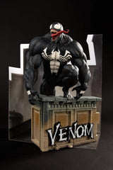 [Pre-Order] McFarlane Toys - Marvel Venom 1:6th Scale Collectible with Scene & Comic