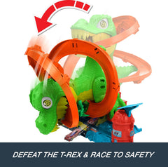 Hot Wheels Toy Car Track Set, City T-Rex Blaze Battle Playset & 1:64 Scale Die-Cast Vehicle