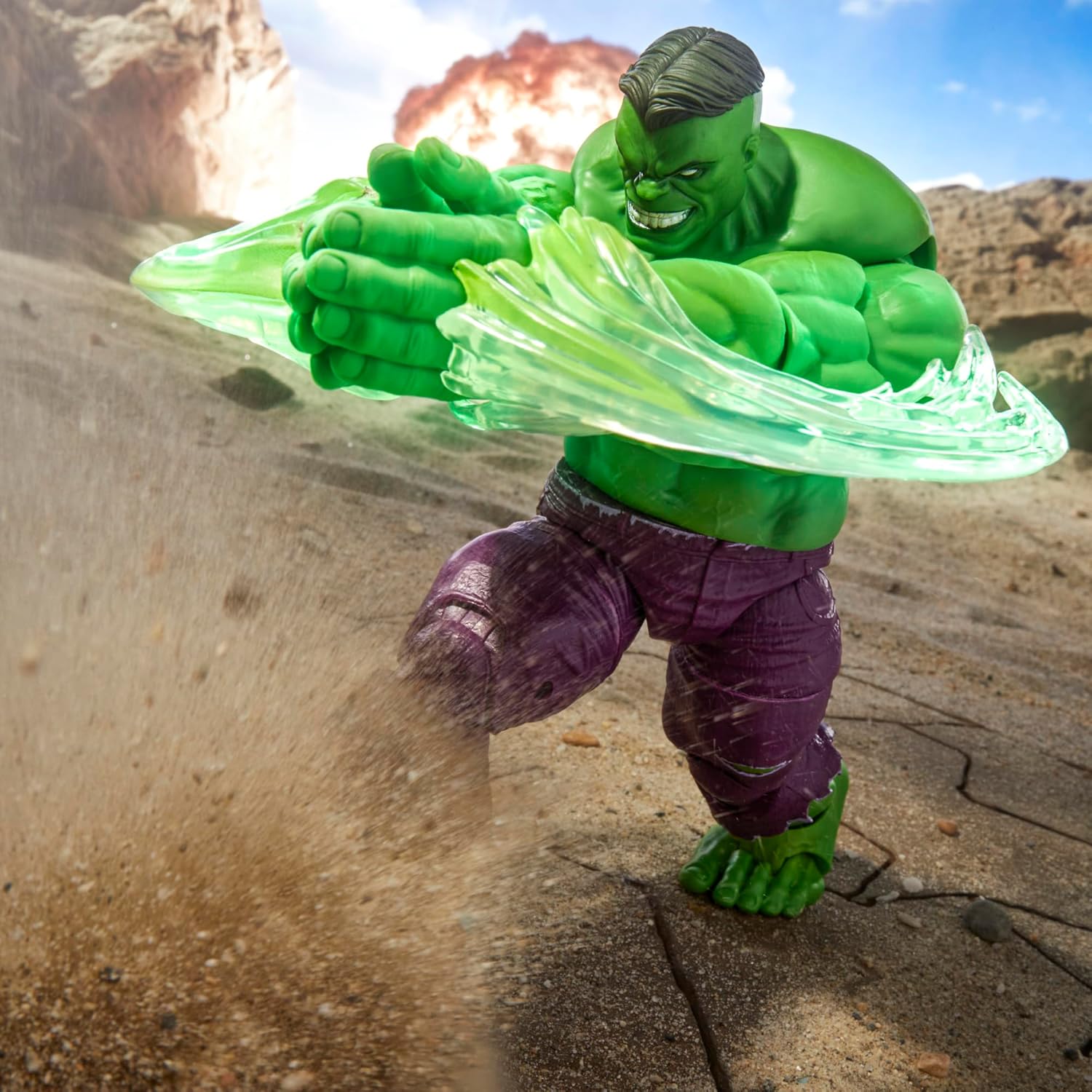 [Pre-Order] Marvel Legends Maximum Series Hulk, Collectible 6-Inch Scale Action Figure with Incredible Articulation and Smashing Accessories